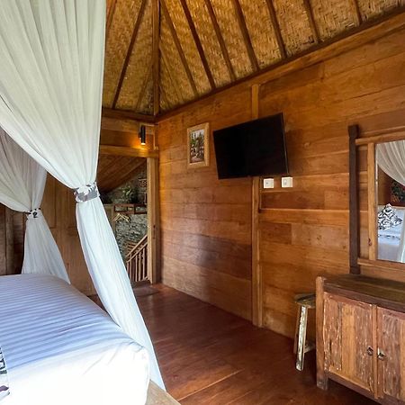 Sirya Farm House Meliling Ngoại thất bức ảnh