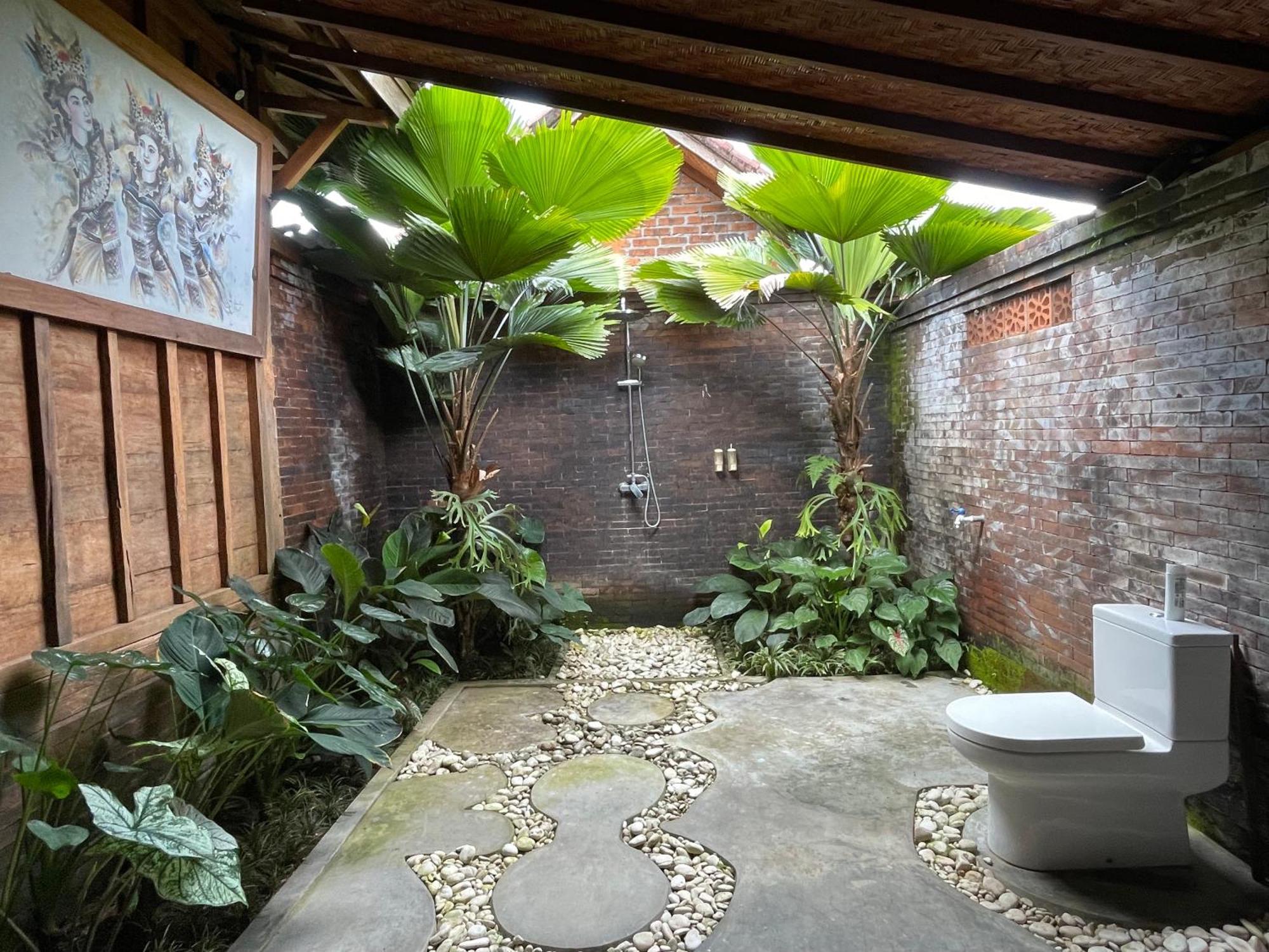 Sirya Farm House Meliling Ngoại thất bức ảnh